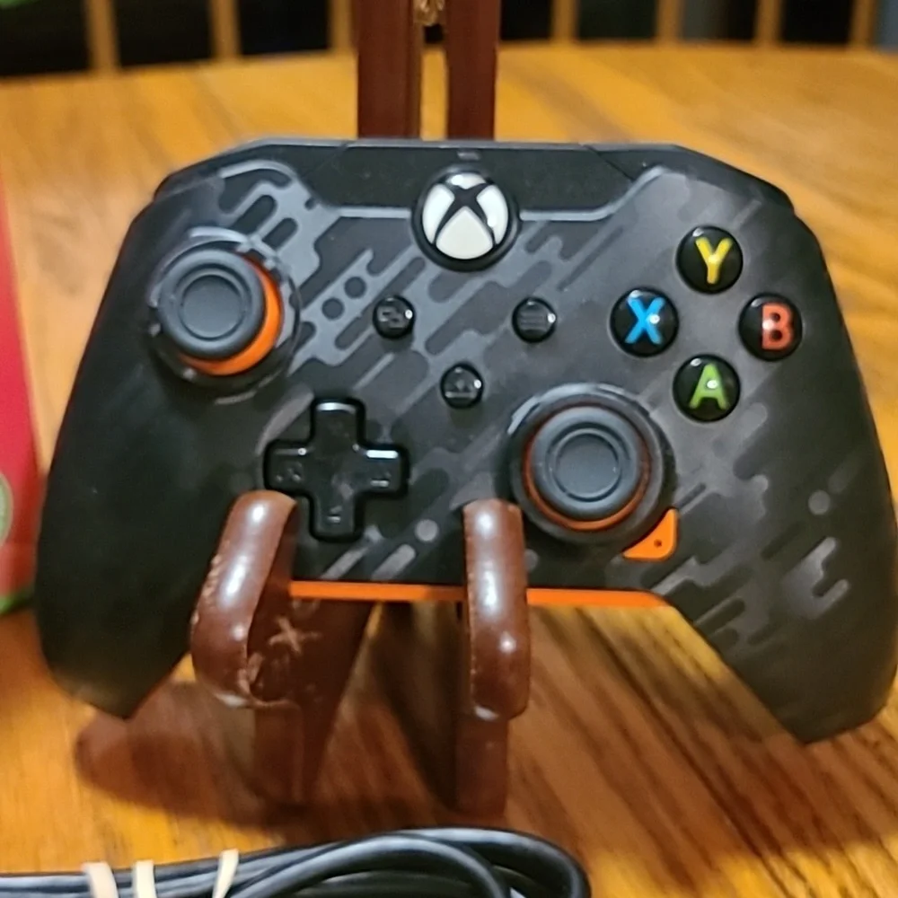 Neon Atomic Carbon X-Box Controller